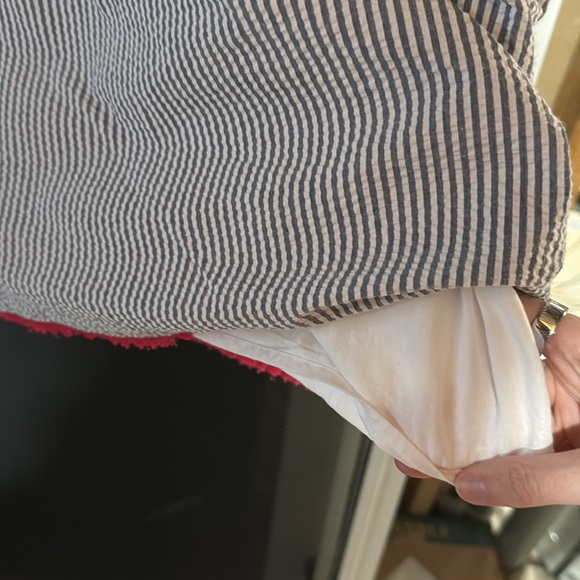 Blue and white dress with pink fringe at the bottom - Picture 5 of 6